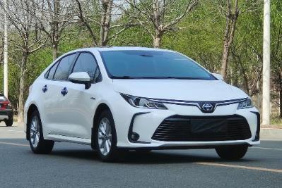 丰田卡罗拉车怎么样,丰田卡罗拉够省油好开不贵