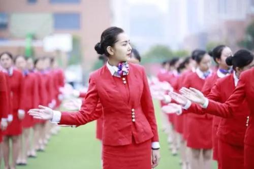 商务接待礼仪基本常识 第2张图 - 秀米生活常识(www.xiumi360.com)