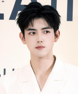 陈飞宇个人资料(简介,身高,年龄)