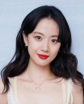 李梦个人资料(简介,身高,年龄)