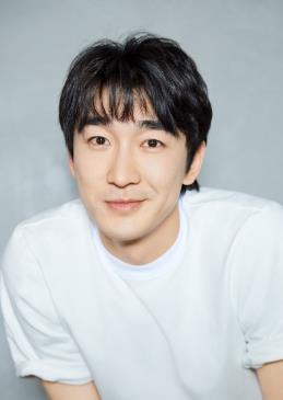 郑家彬个人资料(简介,身高,年龄)