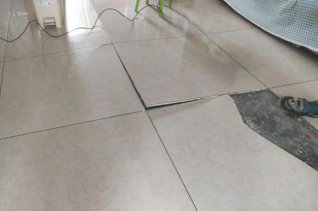 墙砖起拱翘起怎么处理 墙砖起拱翘起怎么处理啊