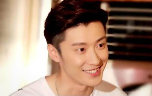 乔任梁什么原因怎么走的，乔任梁因抑郁症去世