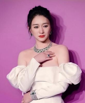 李小冉个人资料(简介,身高,年龄)